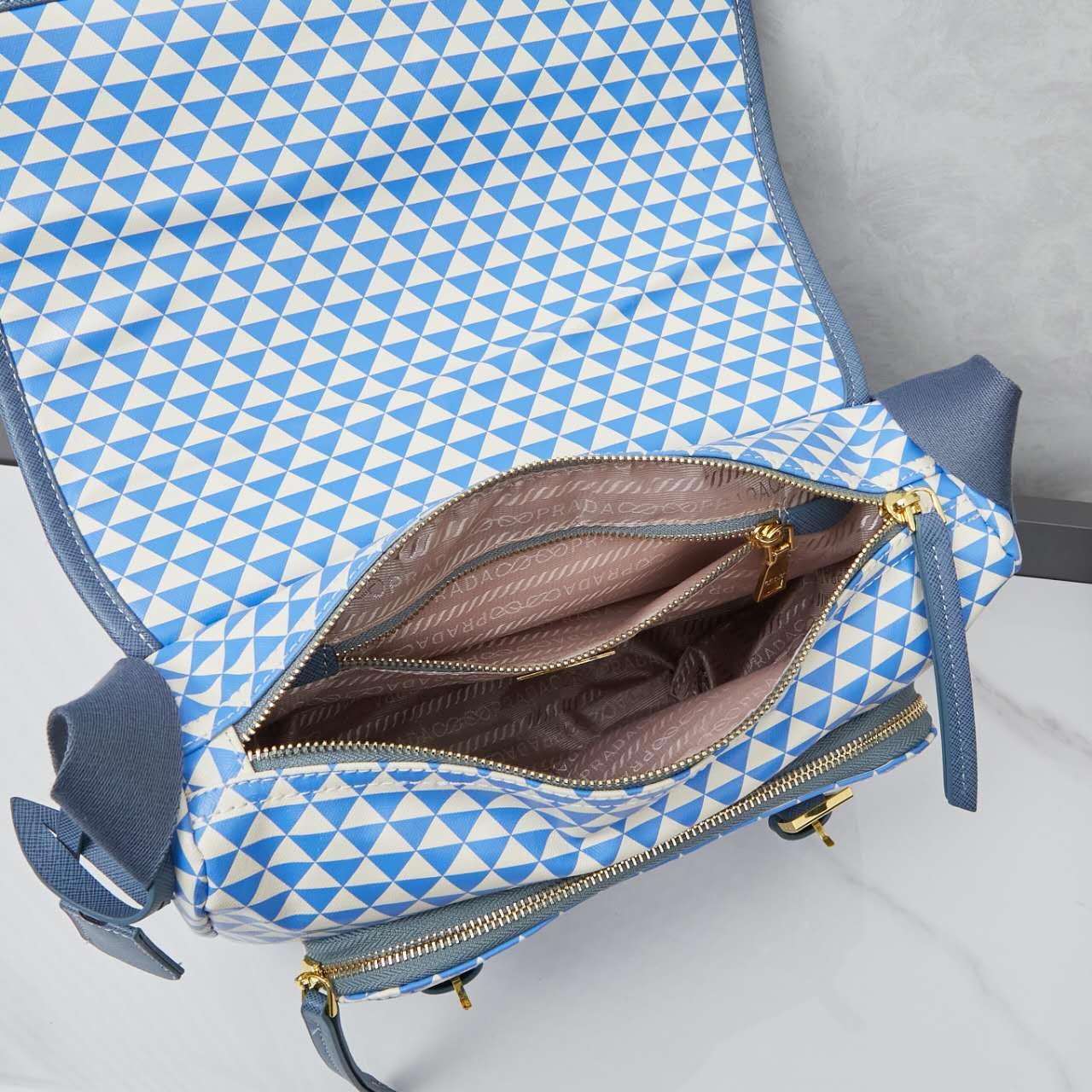 Elite Carryalls