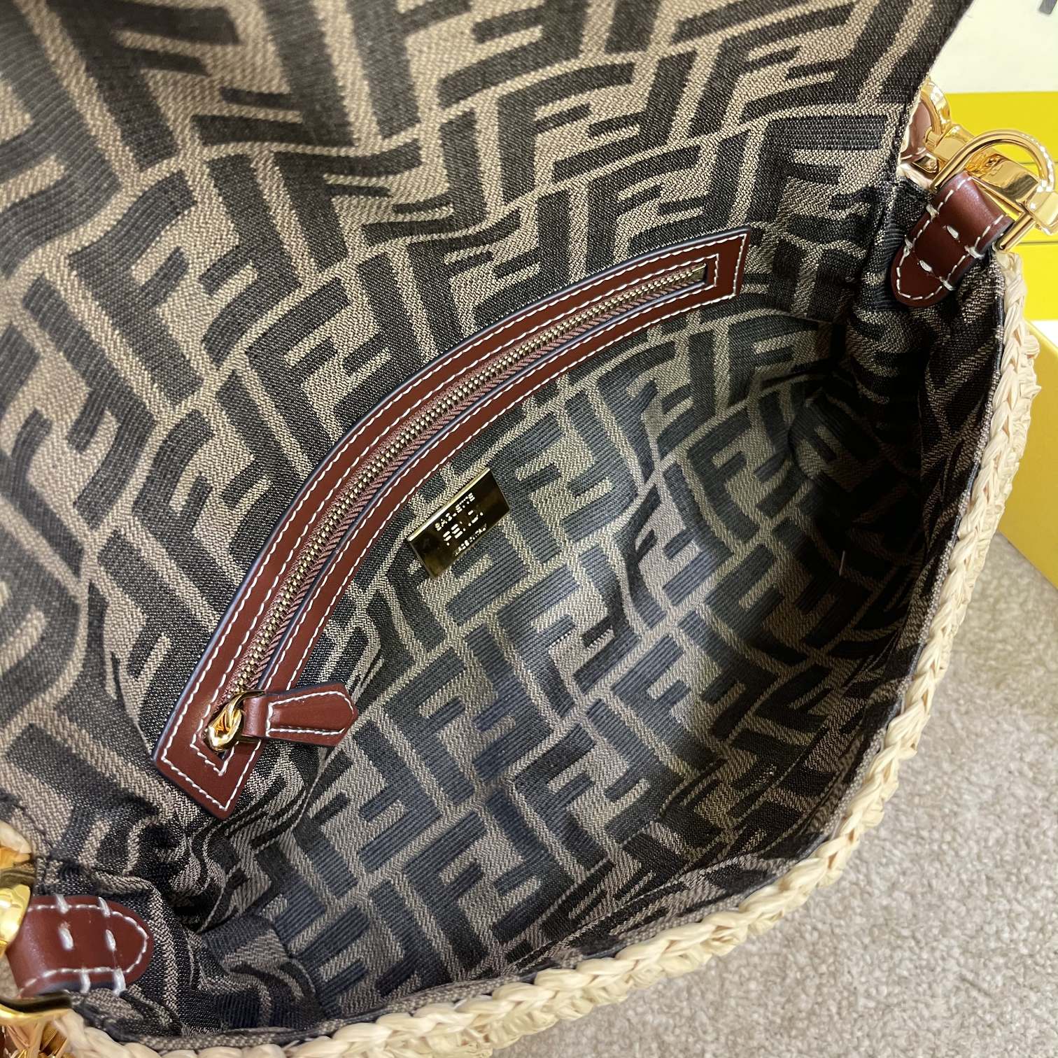 Baguette Woven Straw Red For Women, Women’s Handbags, Shoulder And Crossbody Bags 10.2in/26cm FF