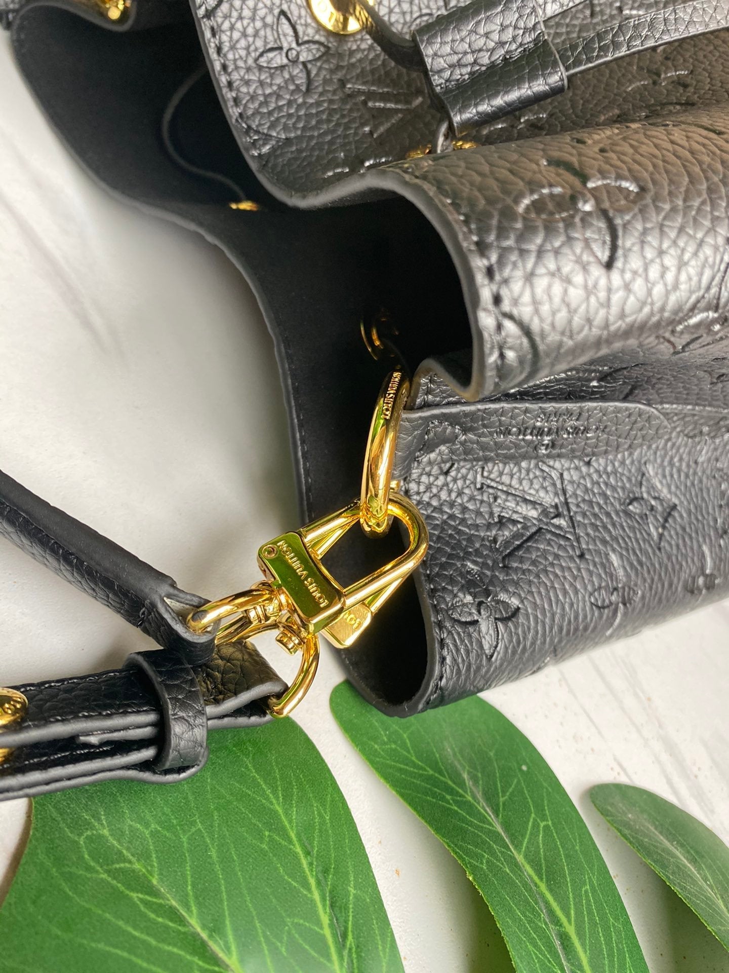 Louis Vuitton NeoNoe MM Bucket Bag Monogram Empreinte Black For Women, WomenÃƒÂ¢Ã¢â€šÂ¬Ã¢â€žÂ¢s Handbags, Shoulder Bags 10.2in/26cm Louis Vuitton M45256