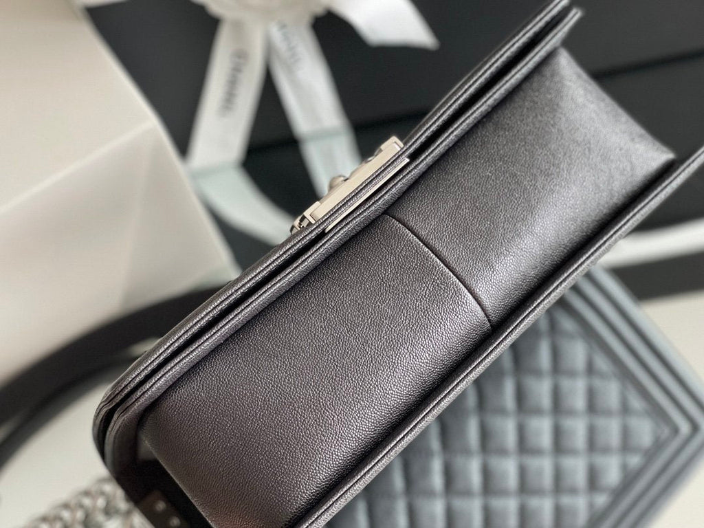 ChanelMeGLAMIum Classic GlamIap Bag 25cm Black For Women A67086