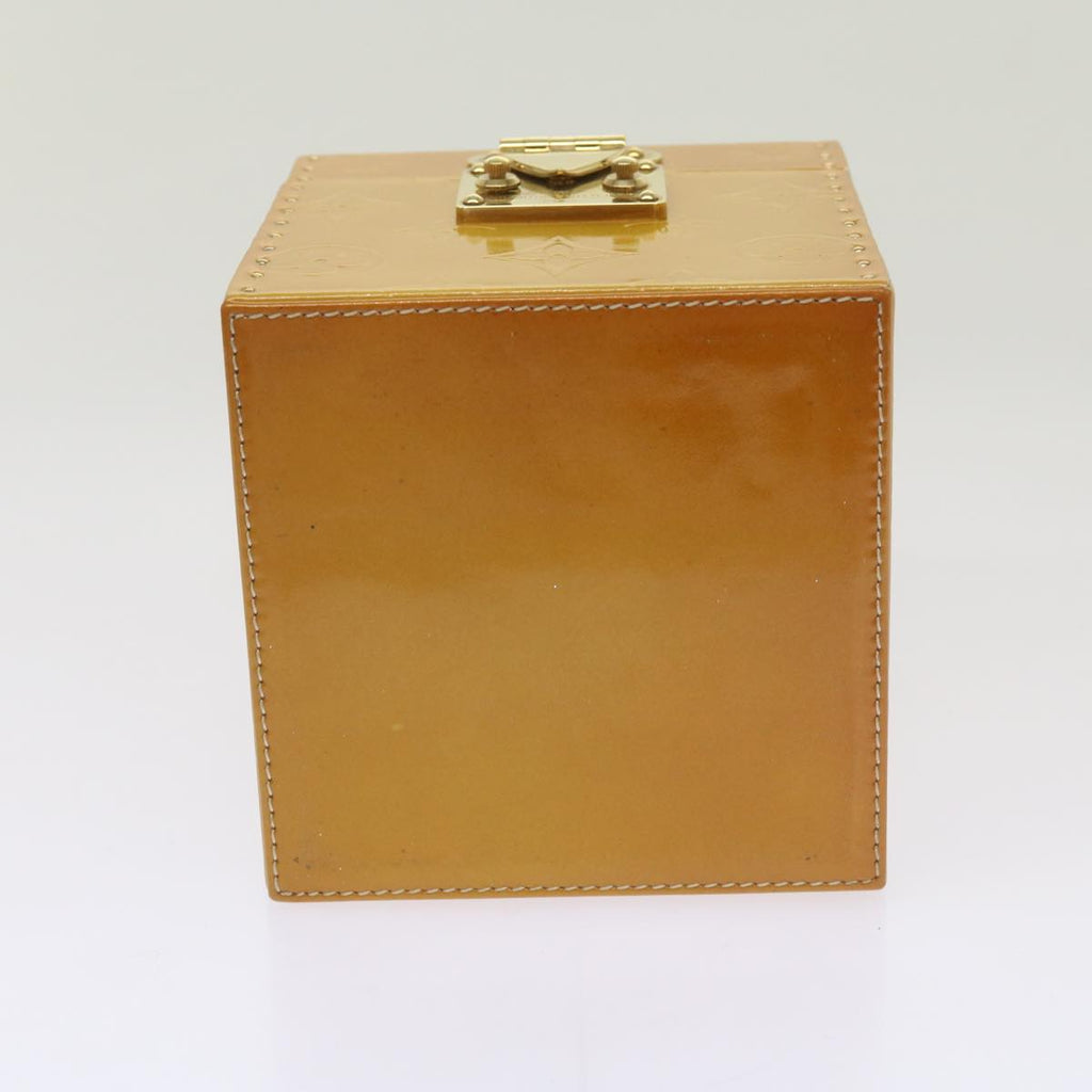 Louis Vuitton Bleecker   Leather Clutch Bag