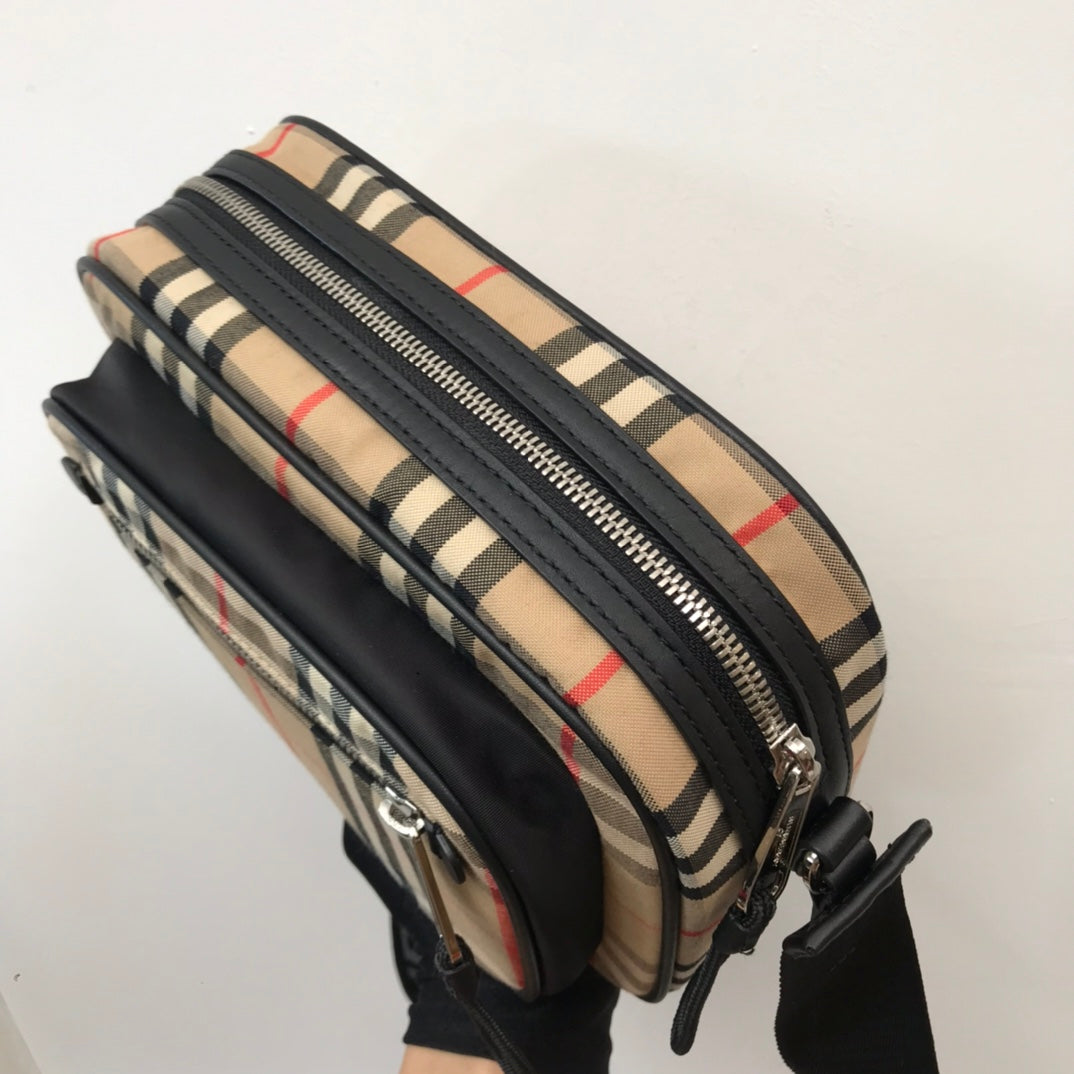 Burberry Vintage Check And Crossbody Bag For Men, Bags 8.6in/22cm