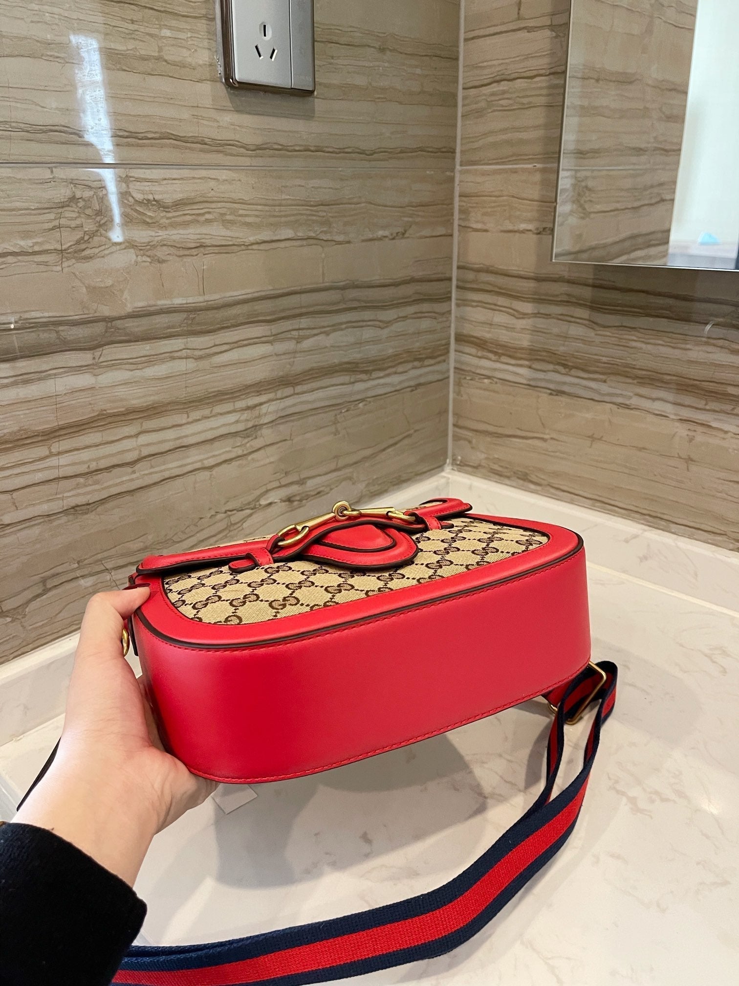 LB - New 1:1 rep  Bags Gucci 192