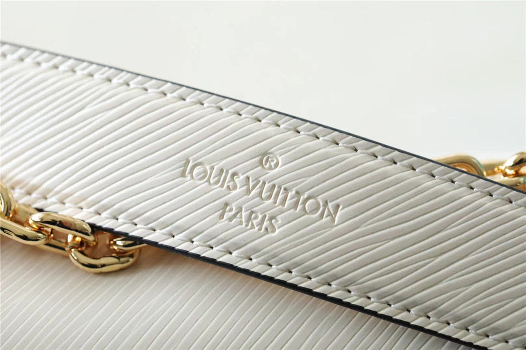 Louis Vuitton Twist MM Epi White For Women, WomenÃƒÂ¢Ã¢â€šÂ¬Ã¢â€žÂ¢s Bags, Shoulder And Crossbody Bags 9.1in/23cm Louis Vuitton M55513