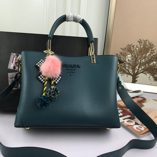 Barnes-Bags - Prada Bags - 977