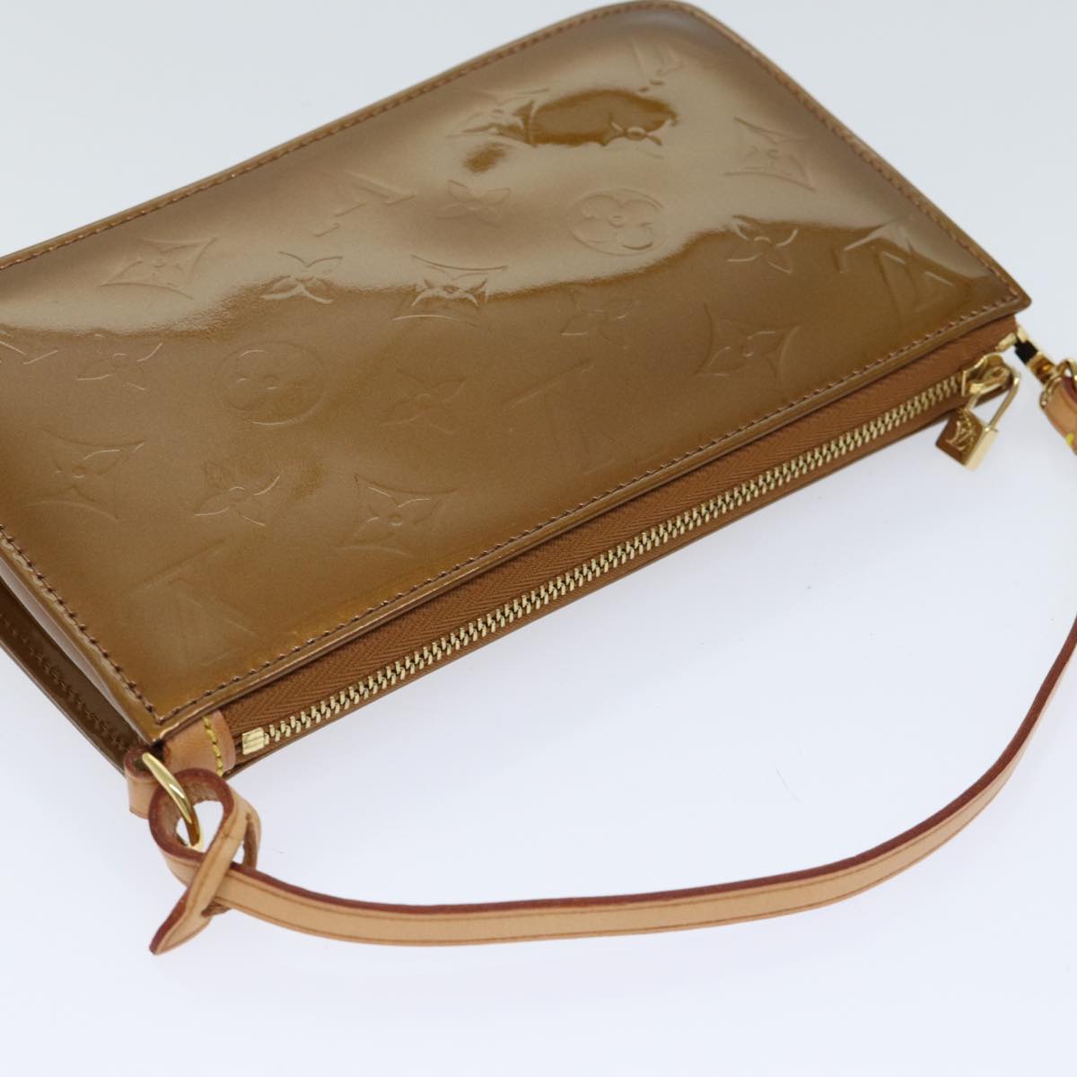 Louis Vuitton Lexington   Leather Clutch Bag