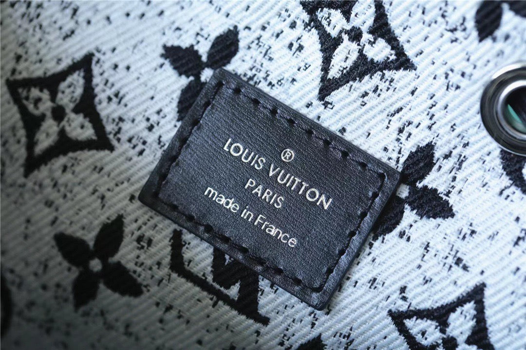 Louis Vuitton Petit Noe Monogram Jacquard Denim Black For Women,  Shoulder And Crossbody Bags 11.2in/28.5cm Louis Vuitton
