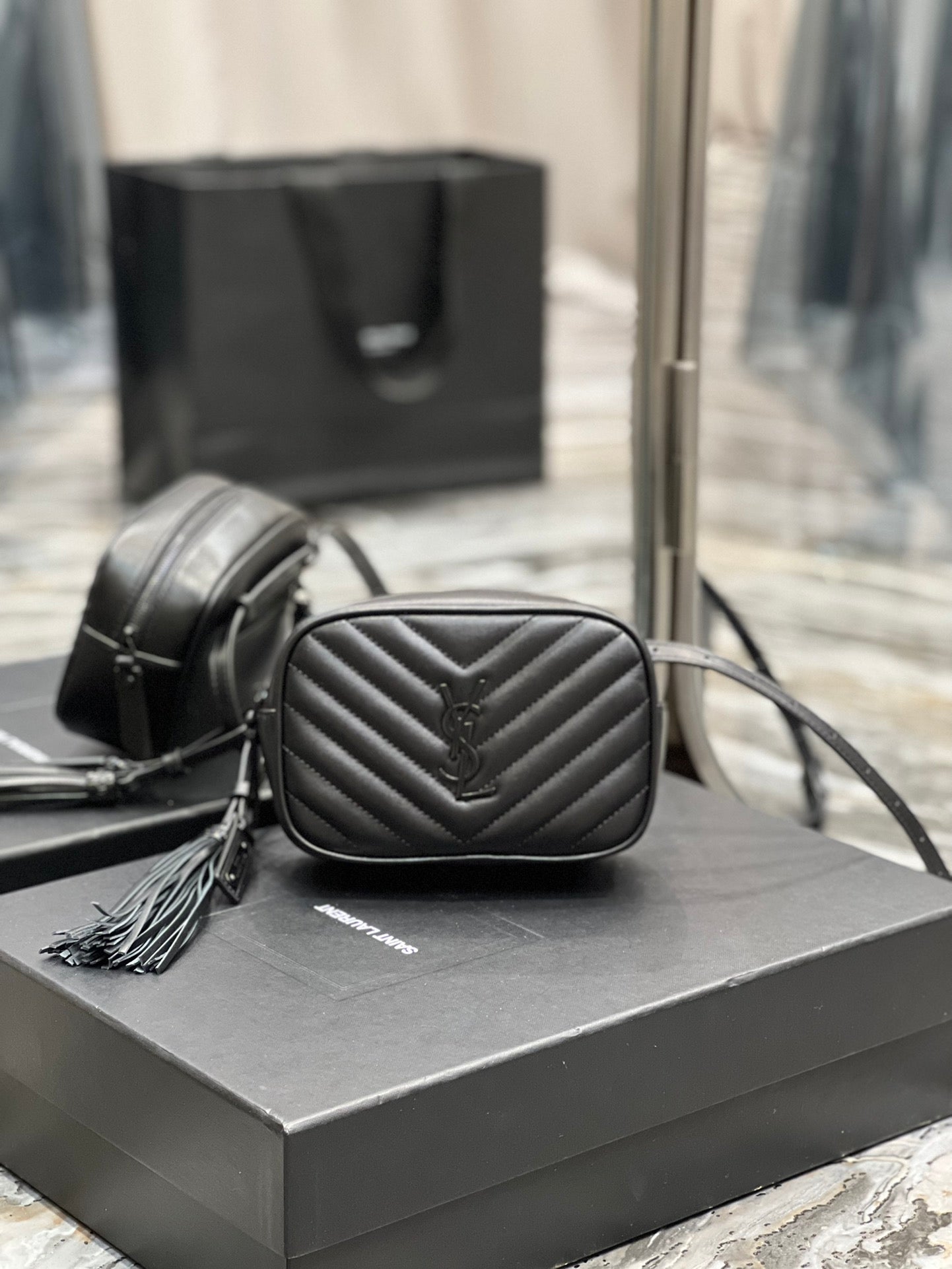 Top Quality Lou Belt Bag Black In MatelassÃ© Black Metal Hardware For Women 6.1in/15cm YSL 534817DV7081000