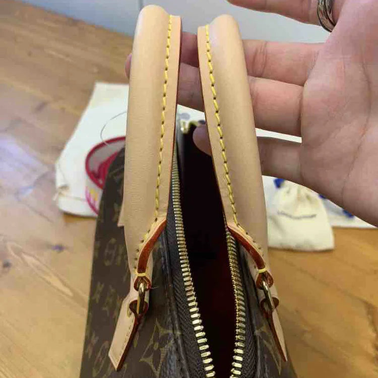 Louis Vuitton Speedy BandouliÃƒÆ’Ã†â€™Ãƒâ€šÃ‚Â¨re 20 Handbag