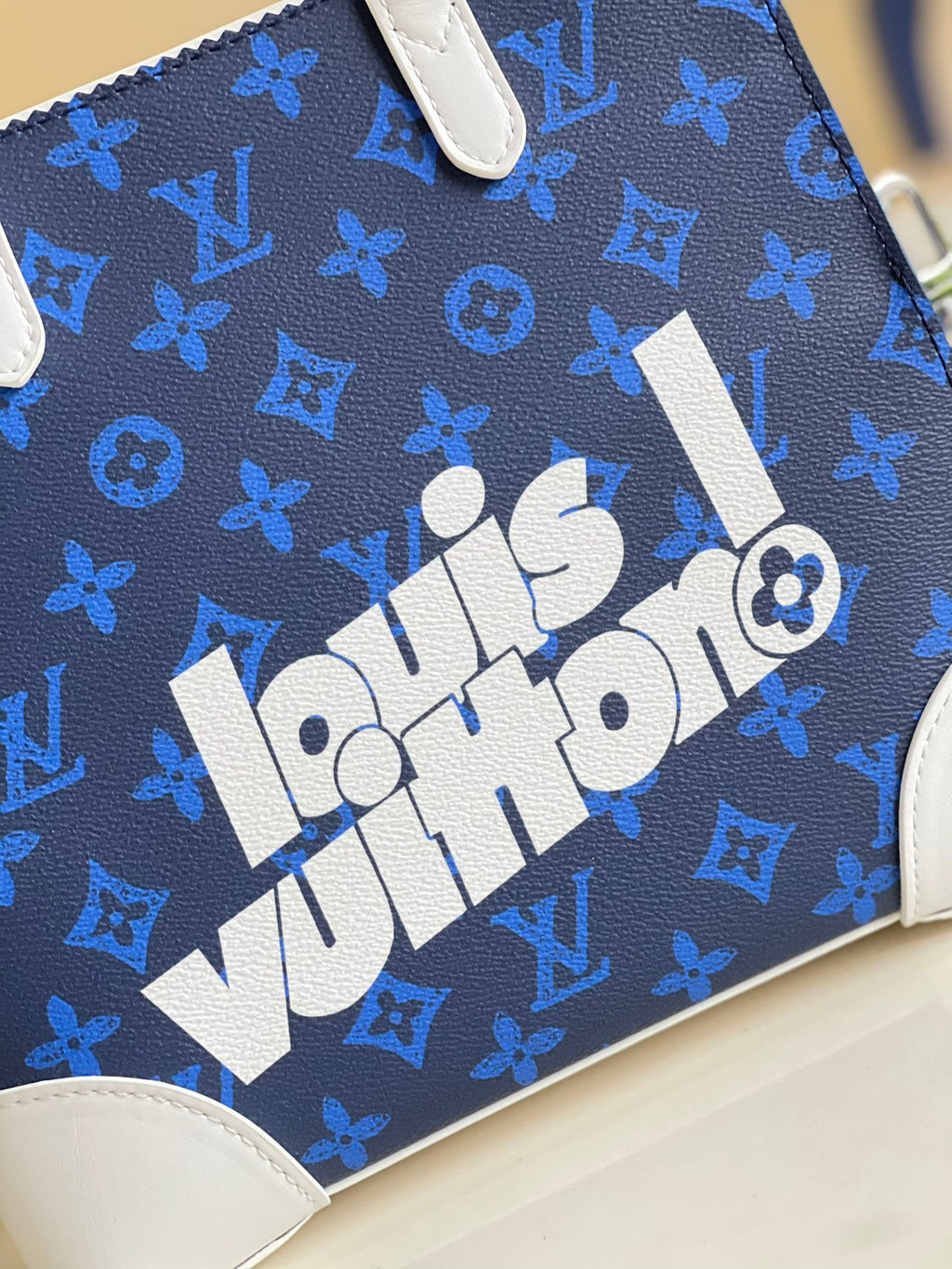 Louis Vuitton Litter Bag Vintage Monogram Canvas Blue By Virgil Abloh For Men, Men’s Bags, Shoulder And Crossbody Bags 9.4in/24cm Louis Vuitton