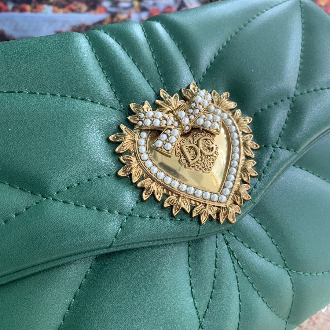 MeGLAMIum Devotion Shoulder Bag In Quilted Nappa Green For Women 10.2in/26cm GLAMI