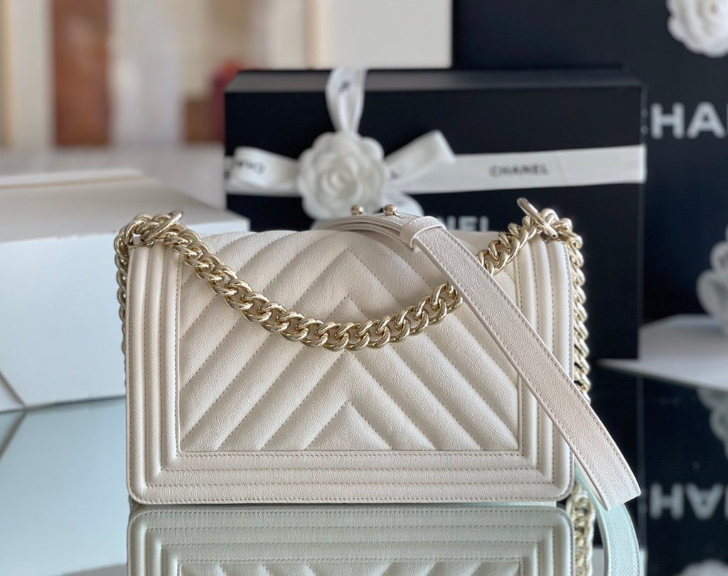 ChanelMeGLAMIum Classic GlamIap Bag 25cm White For Women A67086