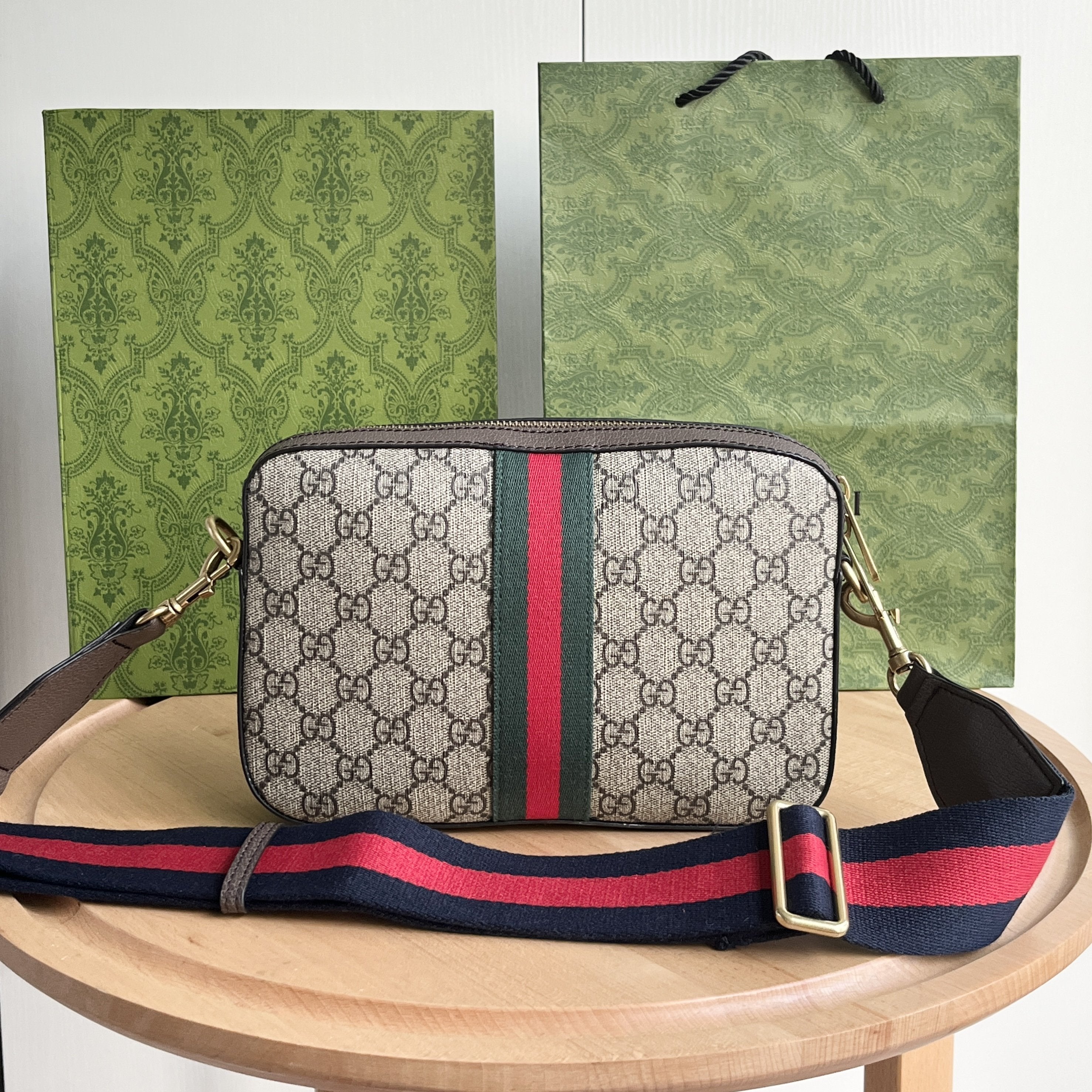 Elite Carryalls