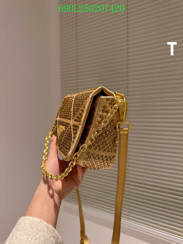 Prada Bags - The Luxera Bags  565