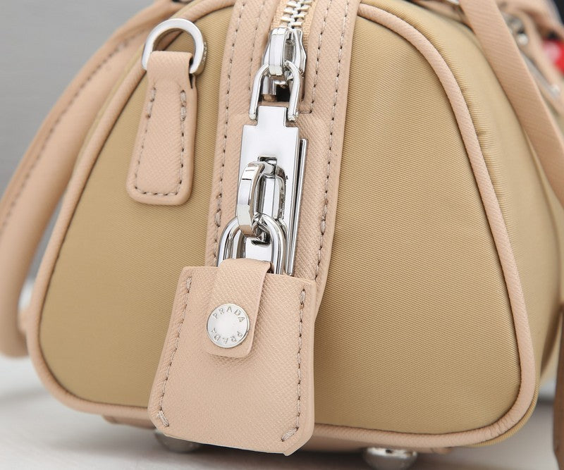 Barnes-Bags - Prada Bags - 833