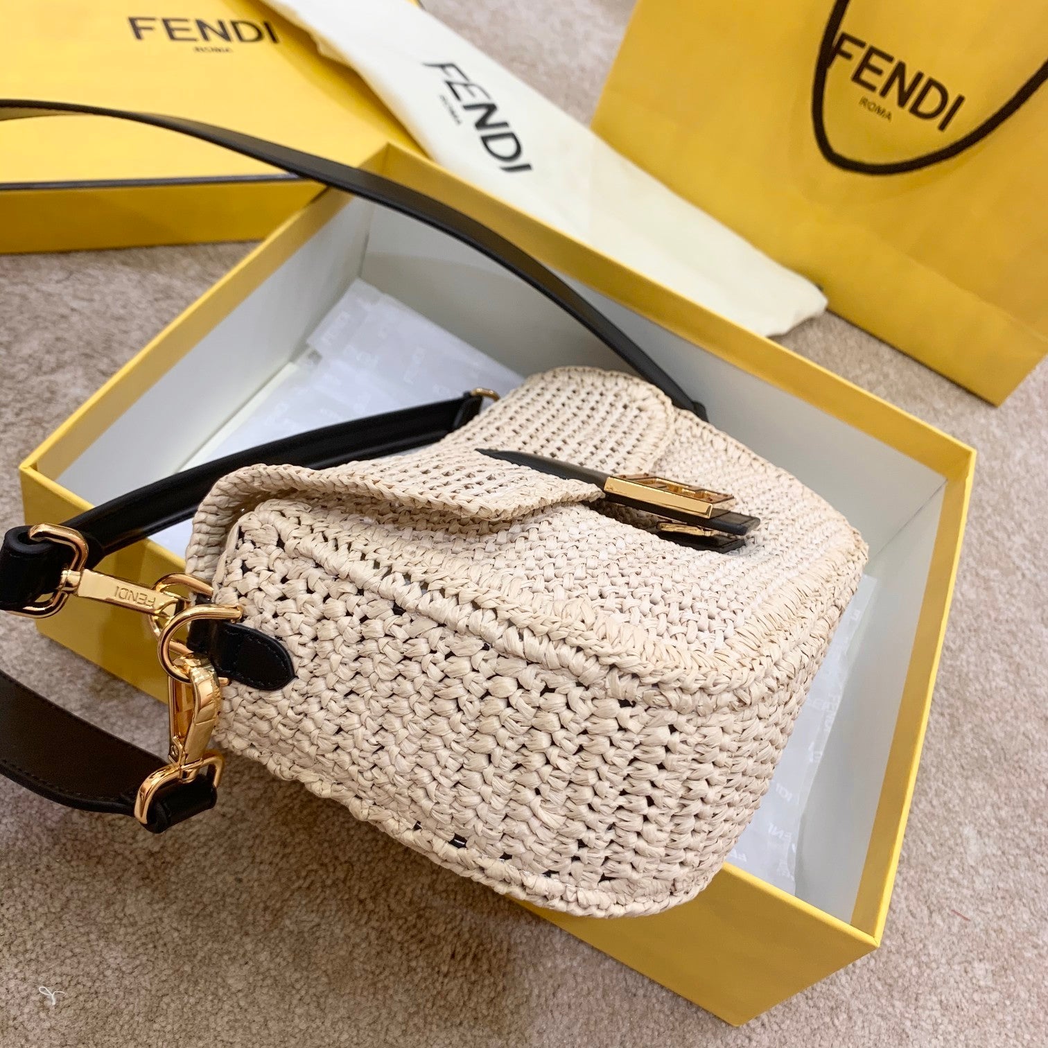 Baguette Woven Straw Black For Women, Handbags, Shoulder And Crossbody Bags 10.2in/26cm FF