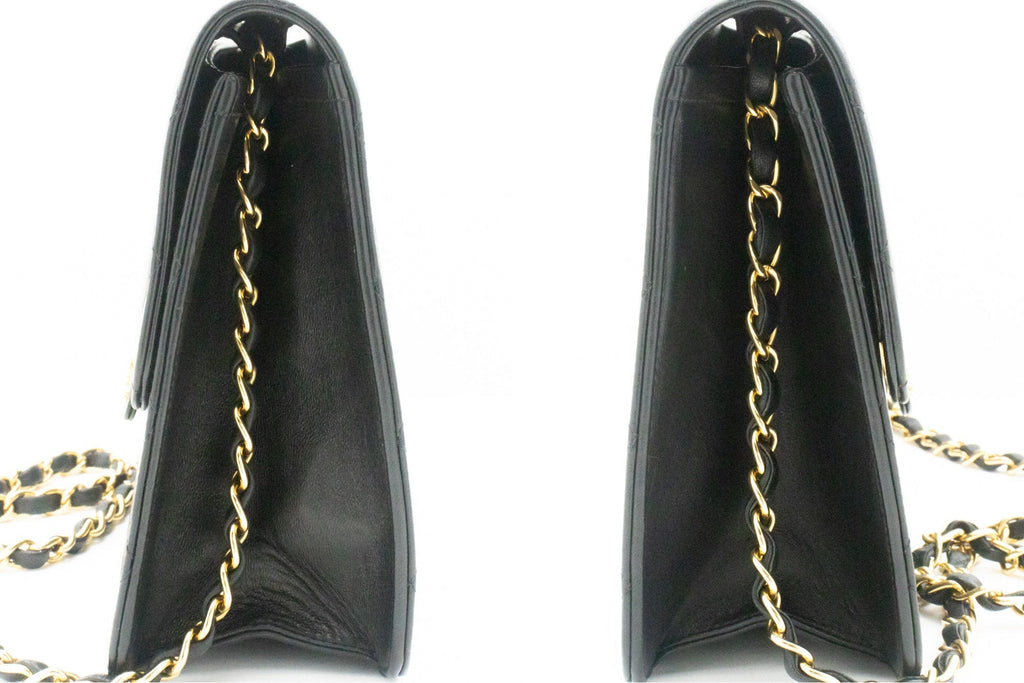 CHANEL Chain Shoulder Bag Clutch Black Quilted Flap Lambskin Purse k11