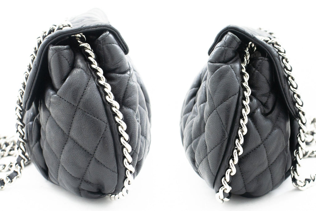 CHANEL Chain Around Shoulder Bag Crossbody Black Calfskin Leather k16