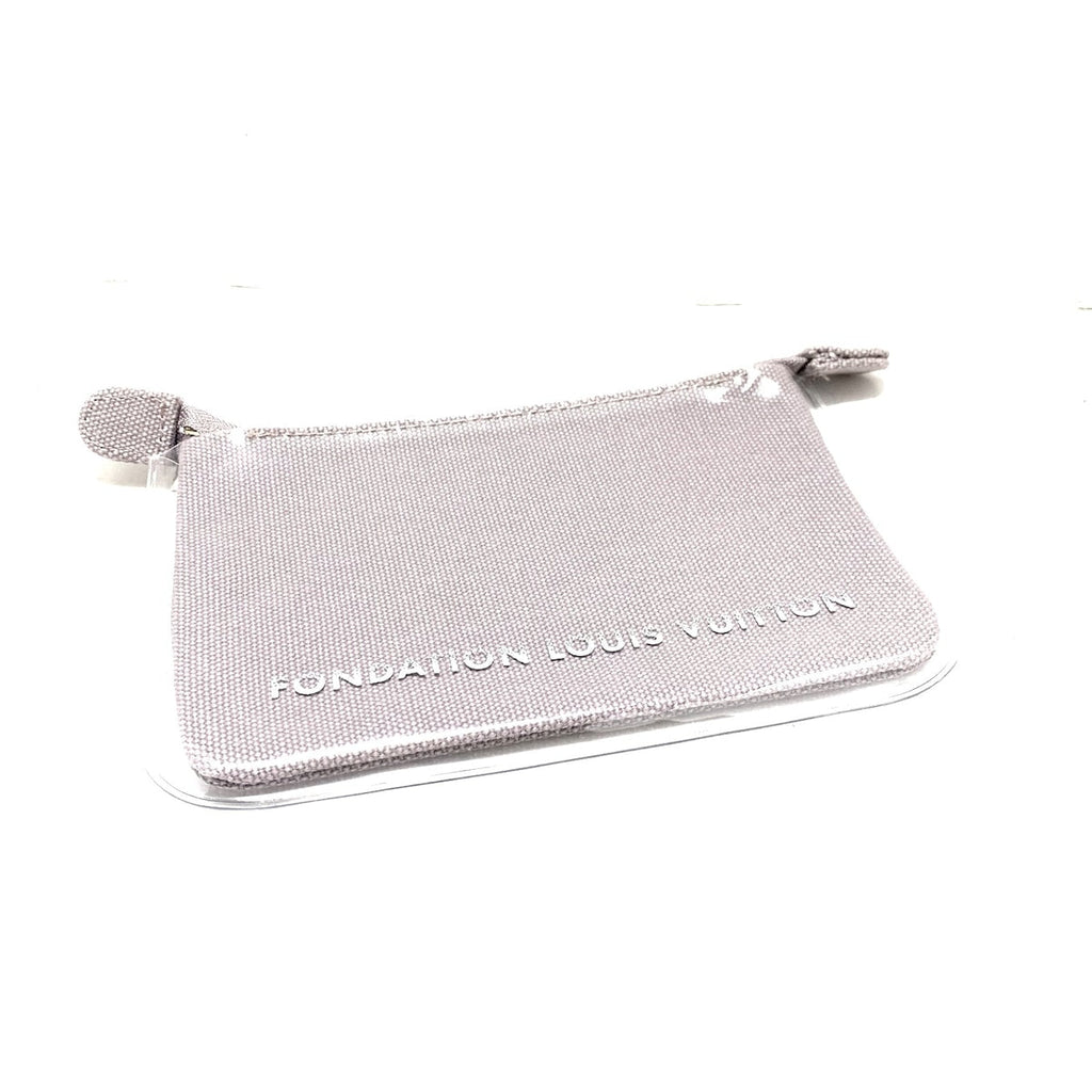 Louis Vuitton  Synthetic Clutch Bag