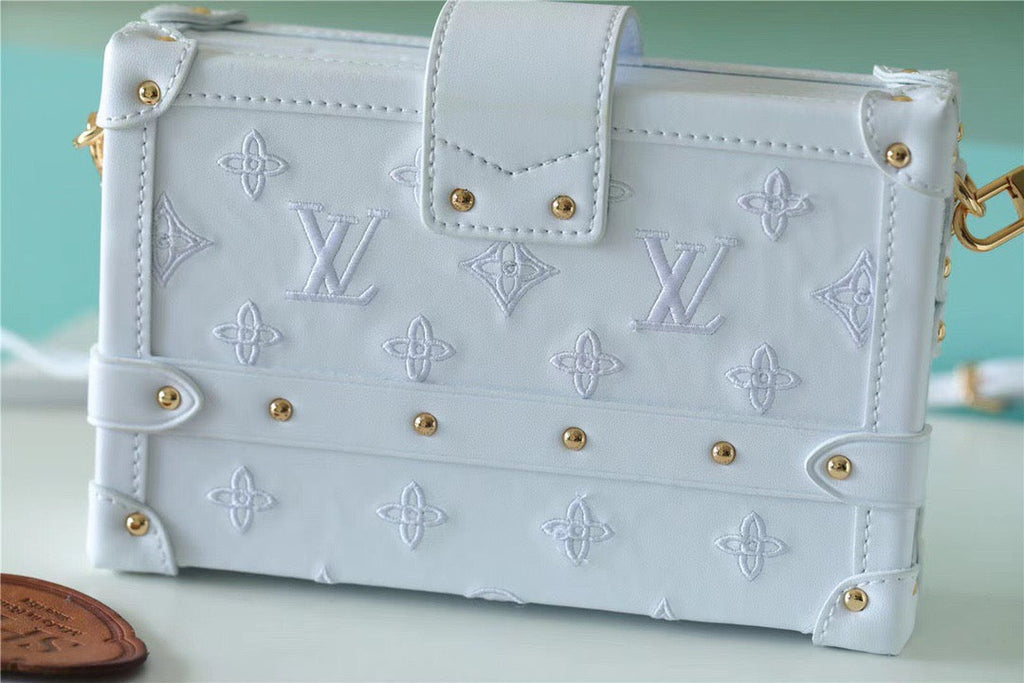 Louis Vuitton Petite Malle Monogram White For Women,  Shoulder And Crossbody Bags 7.9in/20cm Louis Vuitton M20847