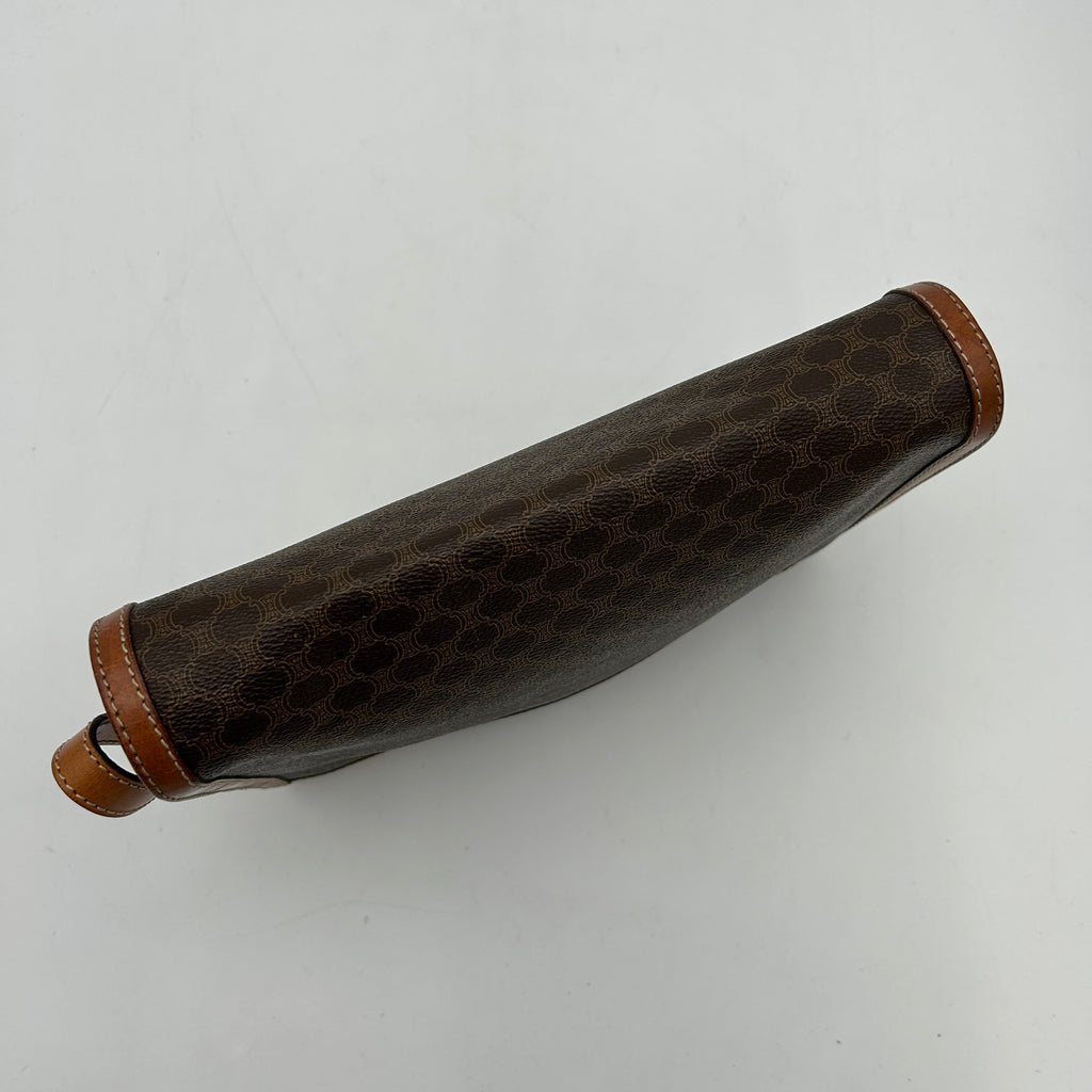 Celine Vintage Clutch B11302DTF3
