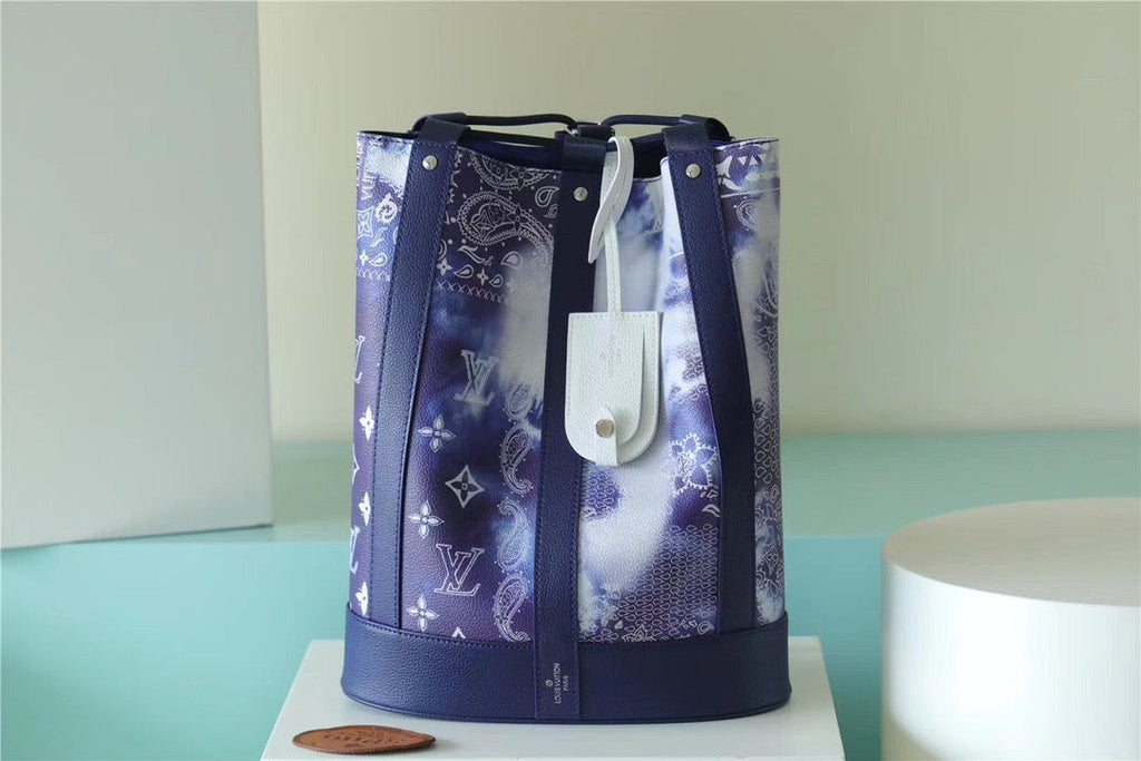 Louis Vuitton Randonee Messenger Monogram Stripes Blue For Men, Bags, Shoulder And Crossbody Bags 10.4in/26cm Louis VuittonÃƒâ€šÃ‚Â 