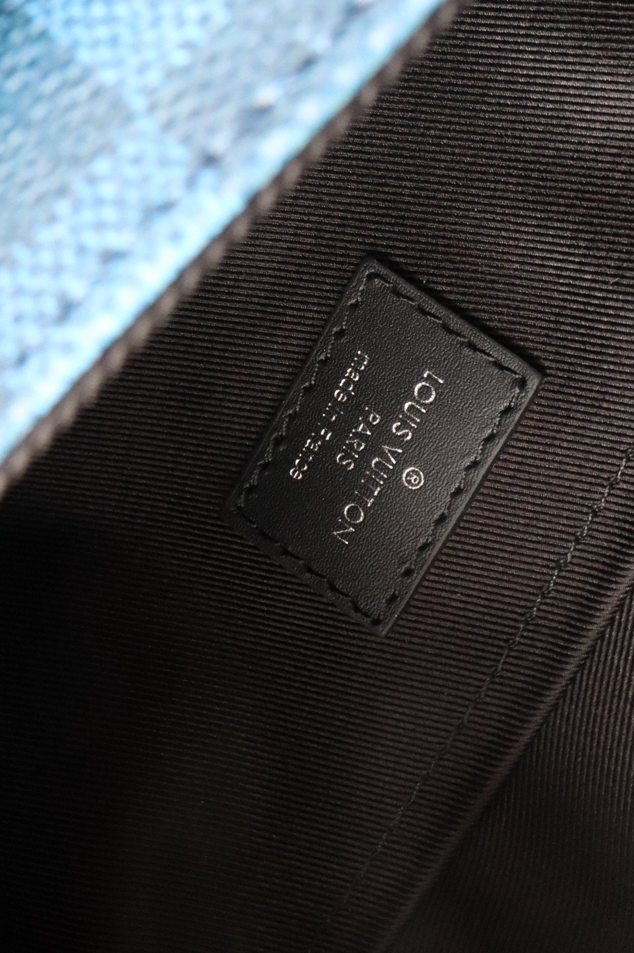 Louis Vuitton StuGLAMIo Messenger Damier Graphite Blue For Men, Bags, Shoulder And Crossbody Bags 9.3in/25.3cm Louis Vuitton N50026