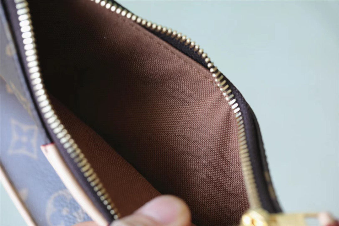 Louis Vuitton Easy Pouch On Strap Monogram Canvas For Women,  Shoulder And Crossbody Bags 19cm/7.5in Louis Vuitton