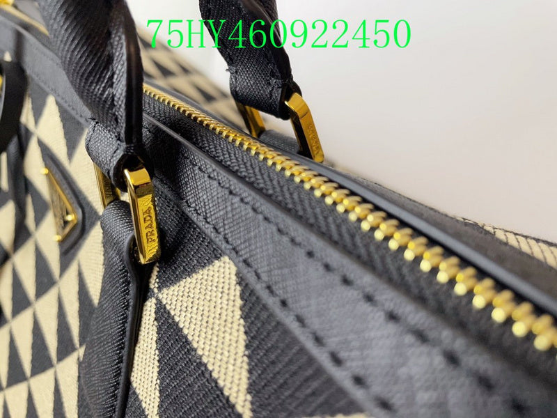 Prada Bags - The Luxera Bags  944