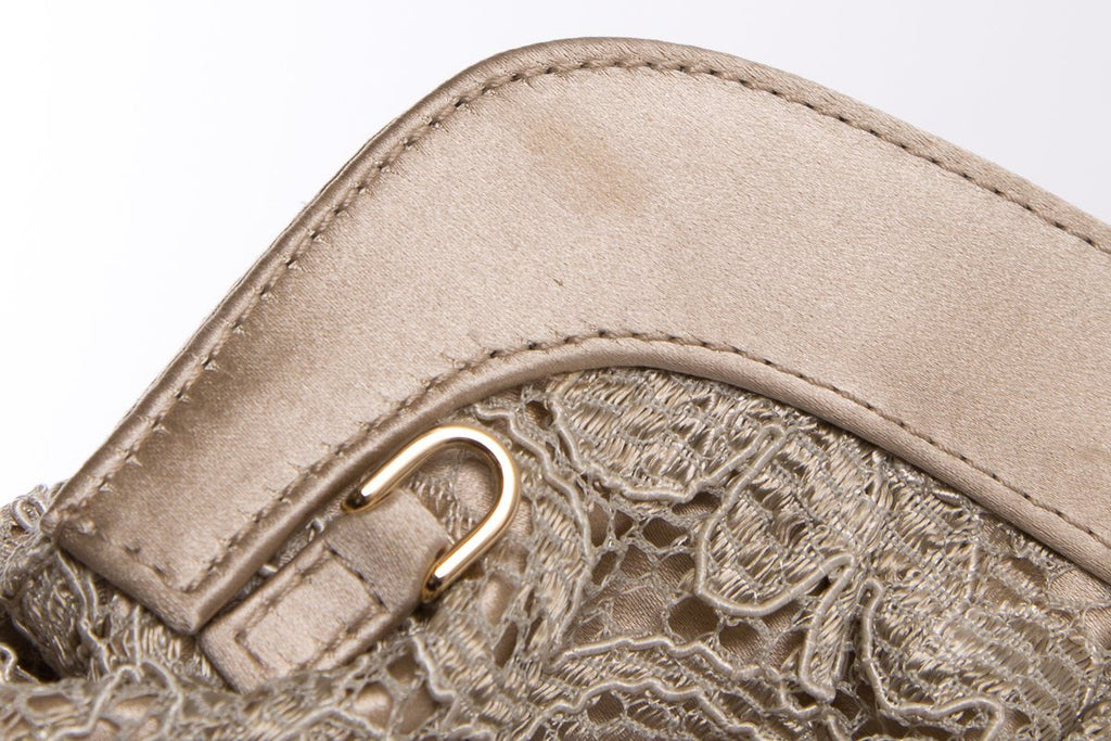 Dolce & GaBurberryana Beige Lace Clutch