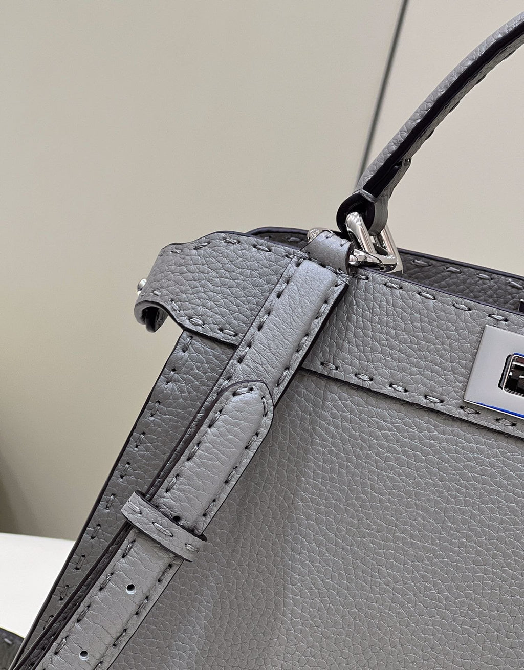 FI ISeeU MeGLAMIum Gray For Women, Handbags, Shoulder Bags 13.1in/33.5cm FF