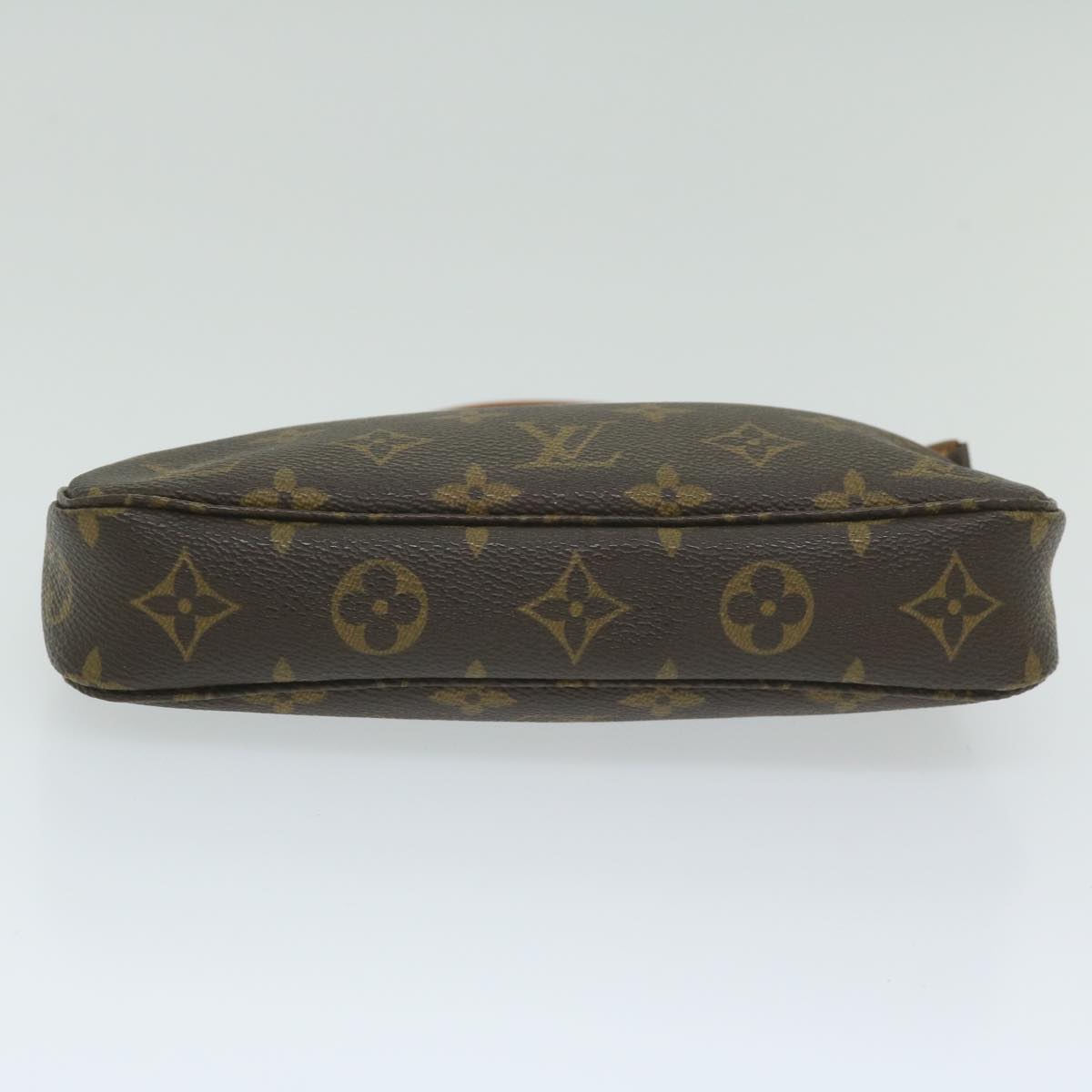 Louis Vuitton Pochette Accessoire  Canvas Clutch Bag