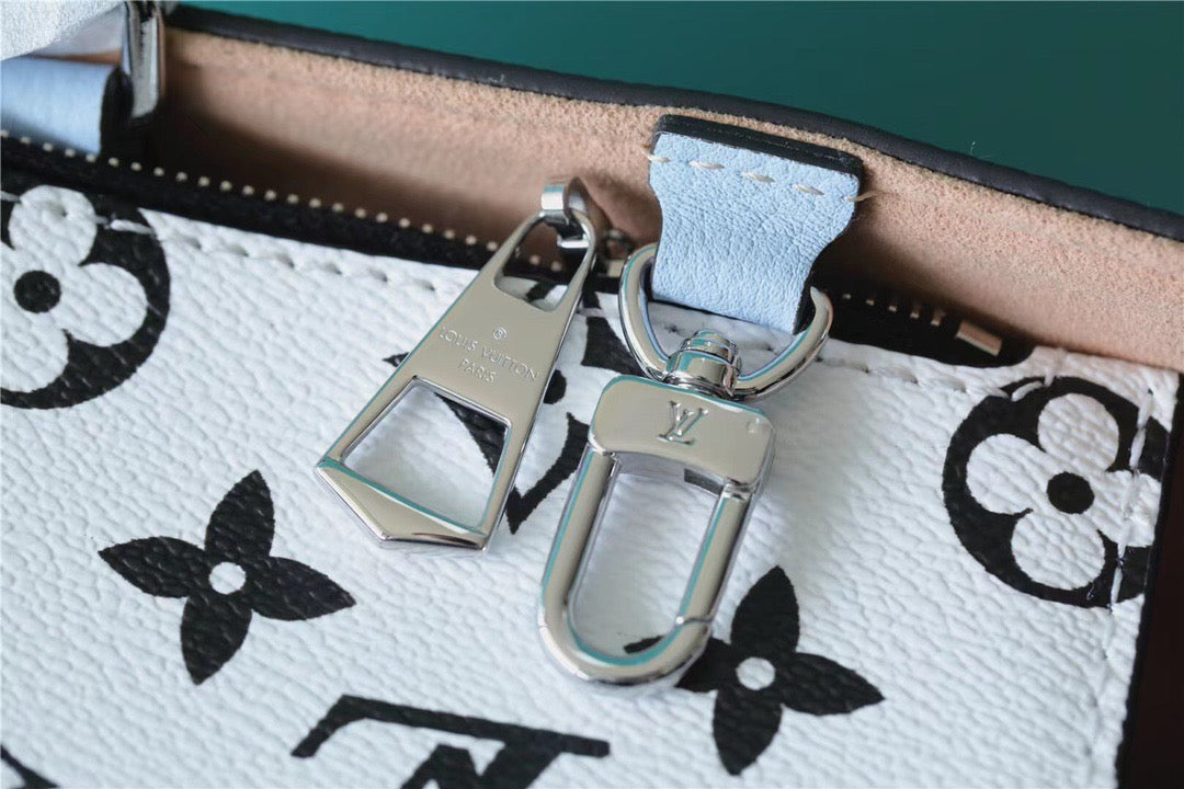 Louis Vuitton Marelle Epi Bleu Nuage Blue For Women, WomenÃƒÂ¢Ã¢â€šÂ¬Ã¢â€žÂ¢s Handbags, Shoulder And Crossbody Bags 9.8in/25cm Louis Vuitton M59486