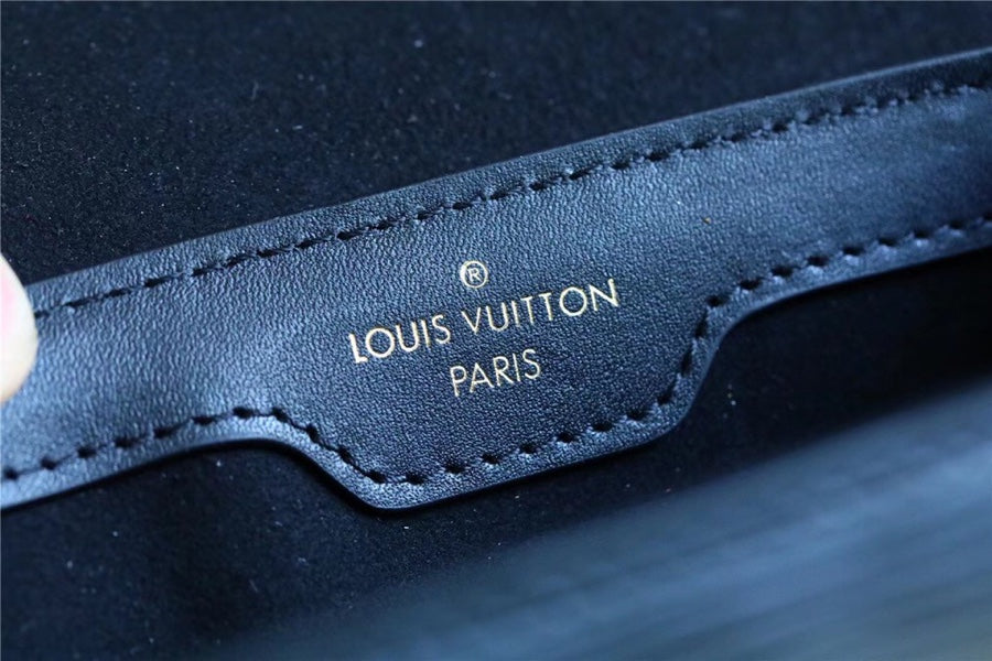 Louis Vuitton Papillon Trunk Epi Black For Women, WomenÃƒÂ¢Ã¢â€šÂ¬Ã¢â€žÂ¢s Bags, Shoulder And Crossbody Bags 7.5in/19cm Louis Vuitton M58655