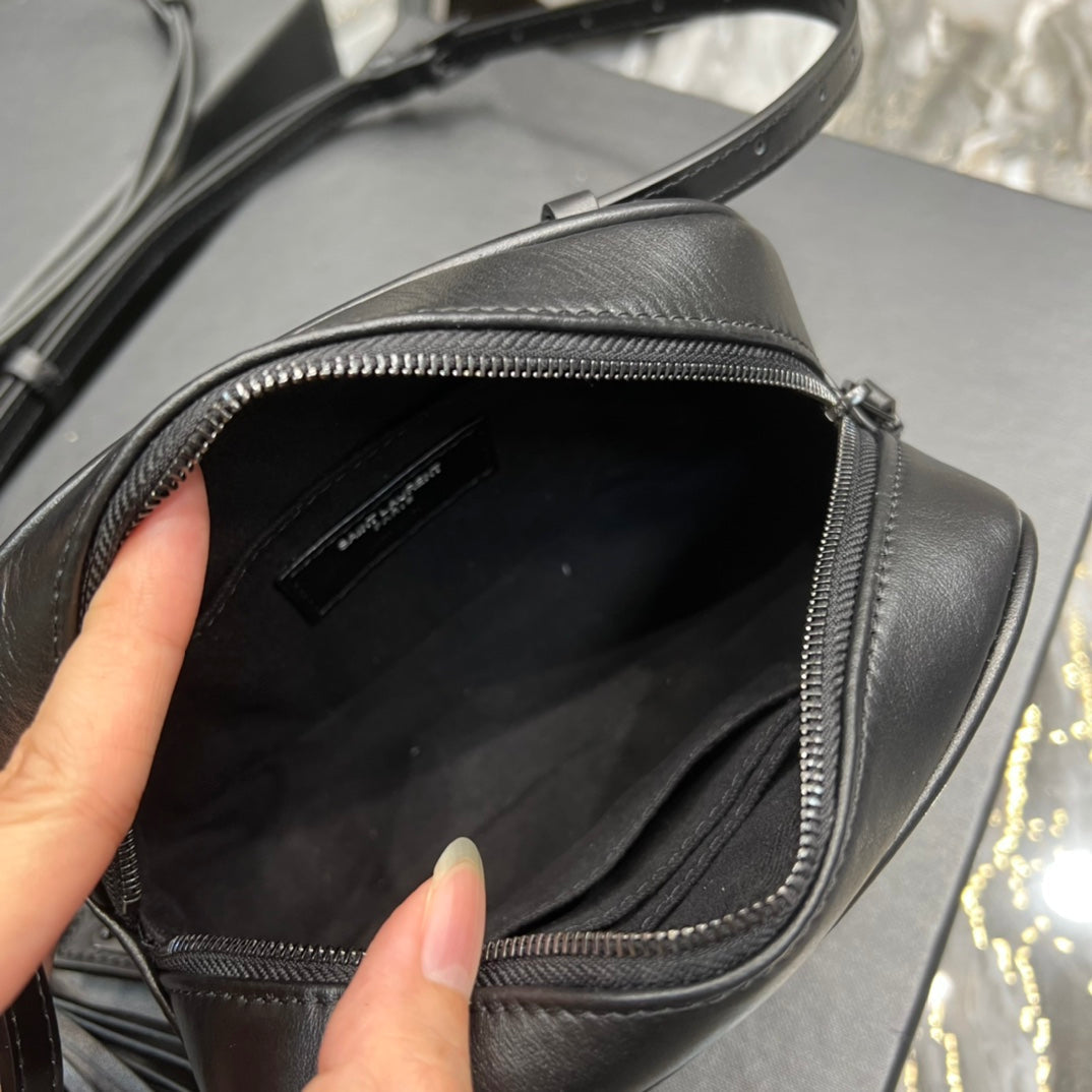 Top Quality Lou Belt Bag Black In MatelassÃ© Black Metal Hardware For Women 6.1in/15cm YSL 534817DV7081000