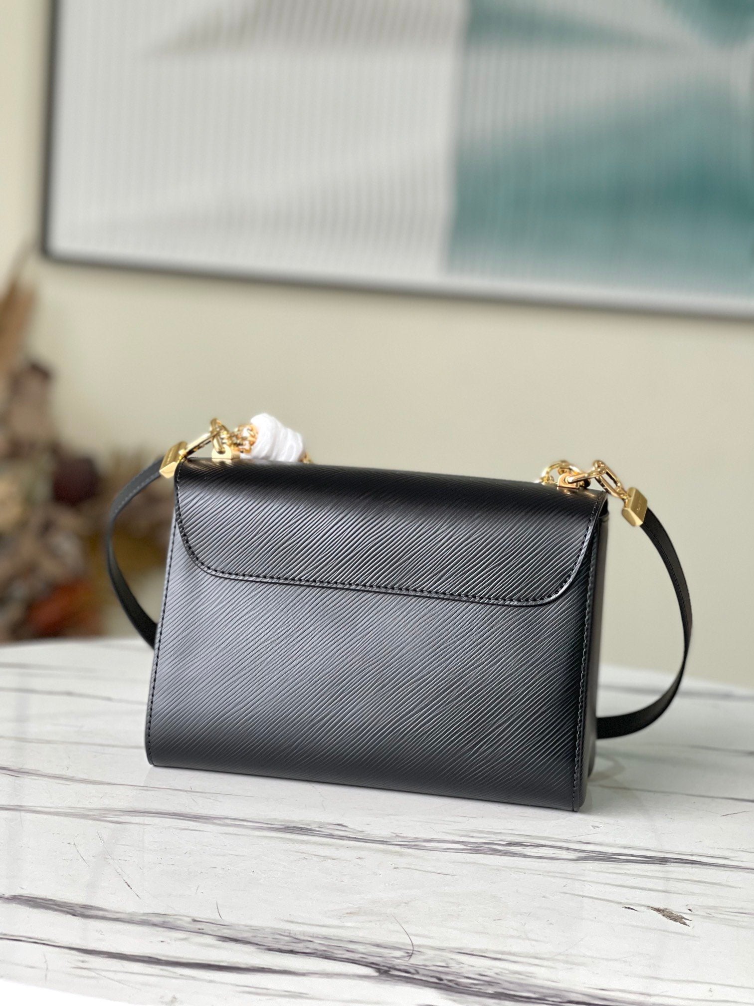 Louis Vuitton Twist MM Monogram Flower Black For Women,  Shoulder And Crossbody Bags 9.1in/23cm Louis Vuitton M59402