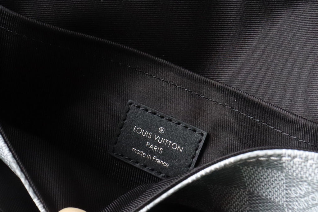 Louis Vuitton StuGLAMIo Messenger Damier Graphite Gray For Men, Bags, Shoulder And Crossbody Bags 9.3in/25.3cm Louis Vuitton N50013