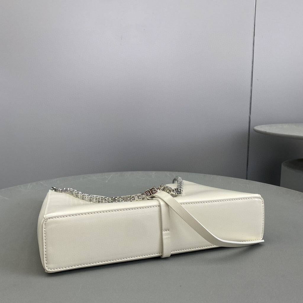 gv Small Cut Out Bag Ivory For Women, Handbags, Shoulder Bags 10.6in/27cm GVCÃ‚Â 