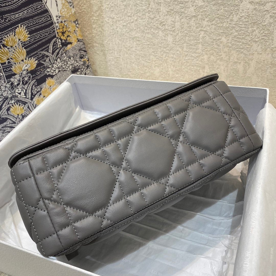 Dior MeDiorum Caro Bag Gray Padded Macrocannage, Dark Grey, For Women Women’s Handbags, Crossbody Bags, 25cm CD M9242BNGK_M41G