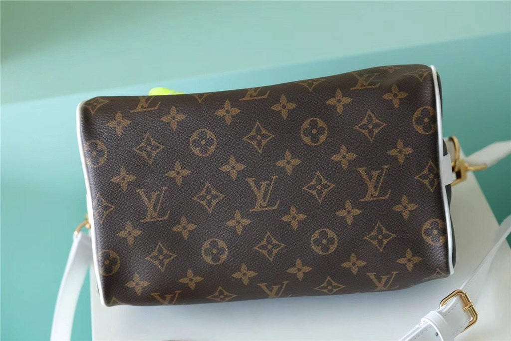 Louis Vuitton Speedy Bandoulière Bag 25 Classic Monogram Canvas For Women Brown 9.8in/25cm Louis Vuitton M20754