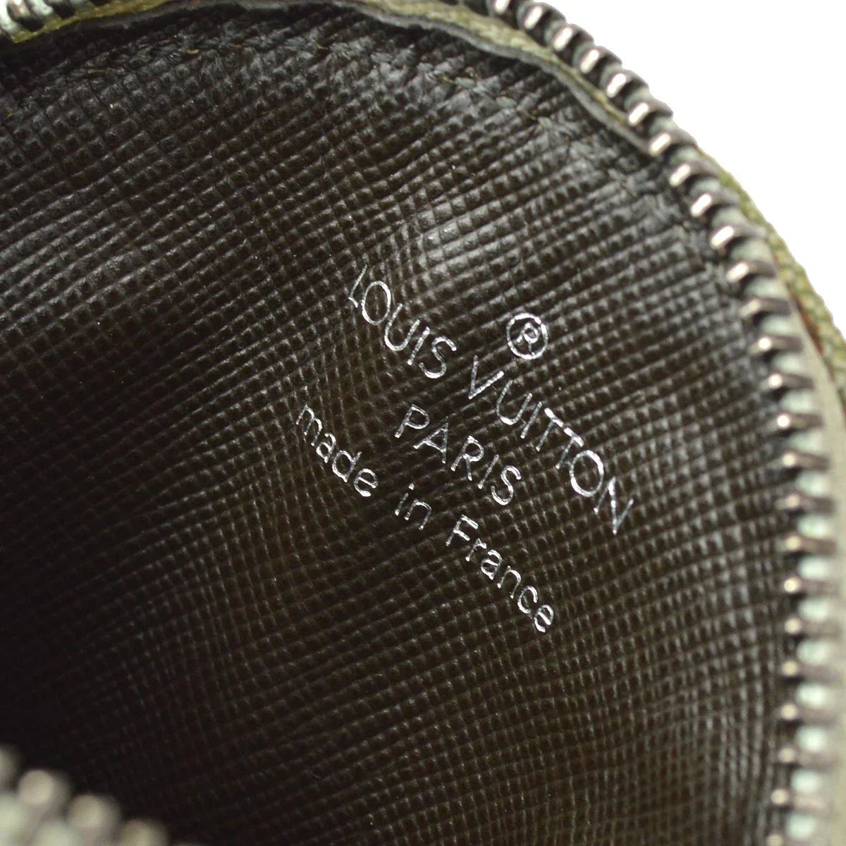 Louis Vuitton 2002 PORTE MONNAIE ROND MONOGRAM MINI M92461