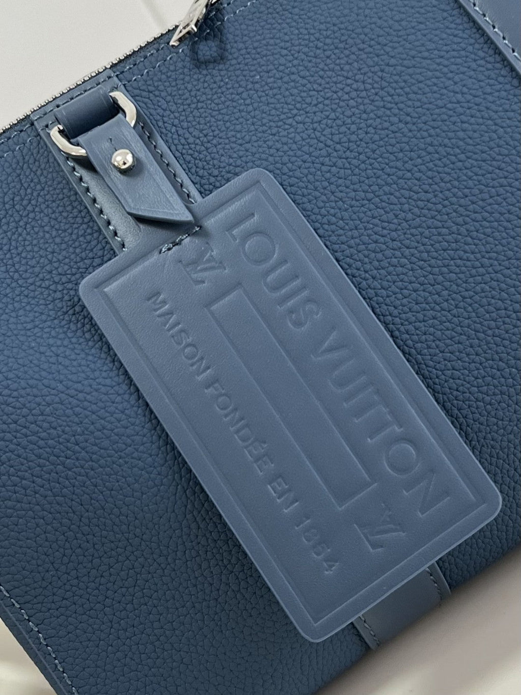 Louis Vuitton City Keepall Aerogram Blue For Men, Bags, Shoulder And Crossbody Bags 10.6in/27cm Louis Vuitton