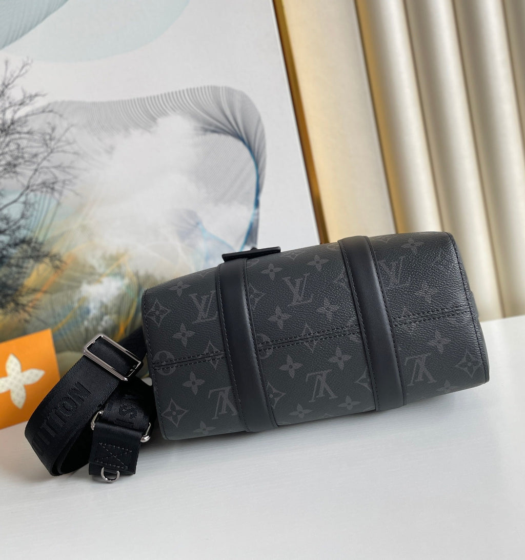 Louis Vuitton City Keepall Monogram Eclipse/Monogram Eclipse Reverse For Men, Bags, Shoulder And Crossbody Bags 10.6in/27cm Louis Vuitton M45936