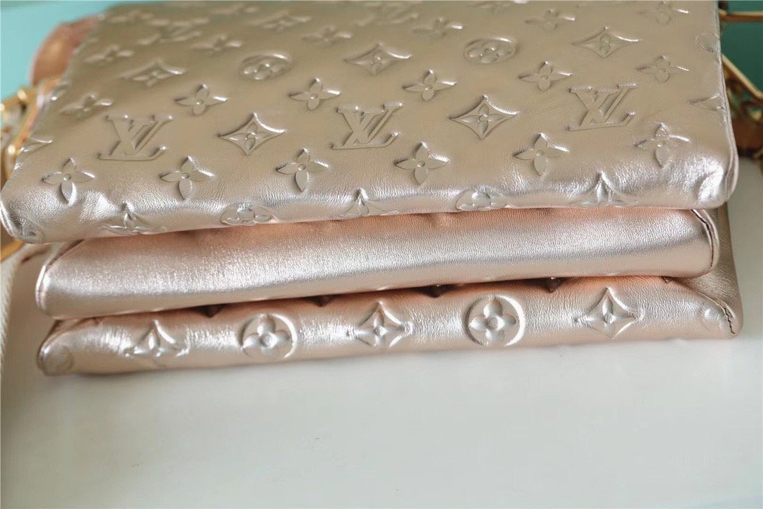 Louis Vuitton Coussin PM Bag Monogram For Women,  Shoulder And Crossbody Bag Taupe 10.2in/26cm Louis Vuitton 