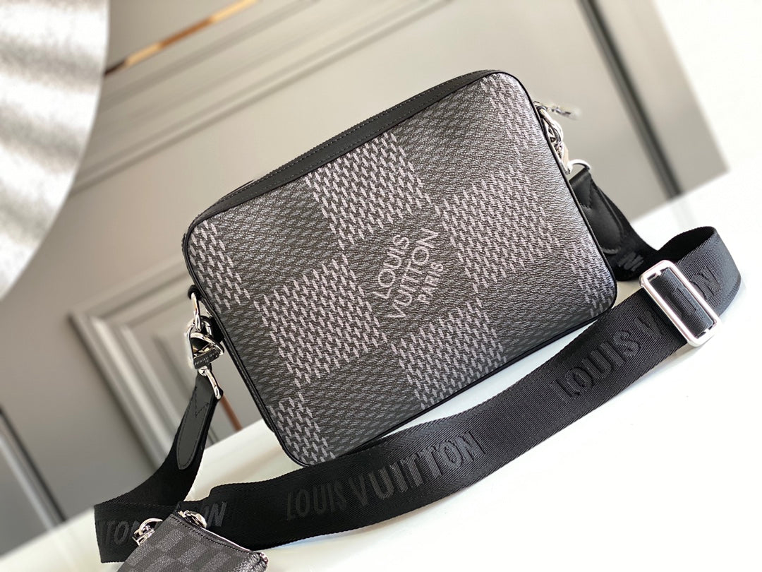 Louis Vuitton Trio Messenger Damier Graphite Black For Men, Bags, Shoulder And Crossbody Bags 9.8in/25cm Louis Vuitton N50017