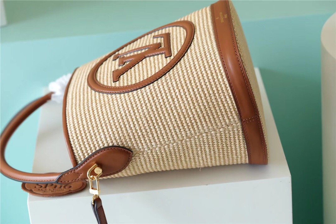 Louis Vuitton Petit Bucket Rafa Caramel Brown For Women, WomenÃƒÂ¢Ã¢â€šÂ¬Ã¢â€žÂ¢s Bags, Shoulder And Crossbody Bags 9.4in/24cm Louis Vuitton M59961