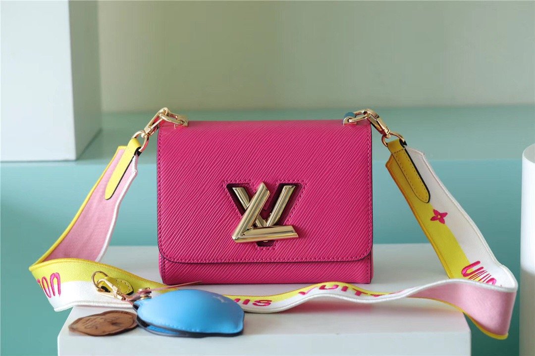 Louis Vuitton Twist MM Epi Pink For Women,  Shoulder And Crossbody Bags 7.5in/19cm Louis Vuitton 