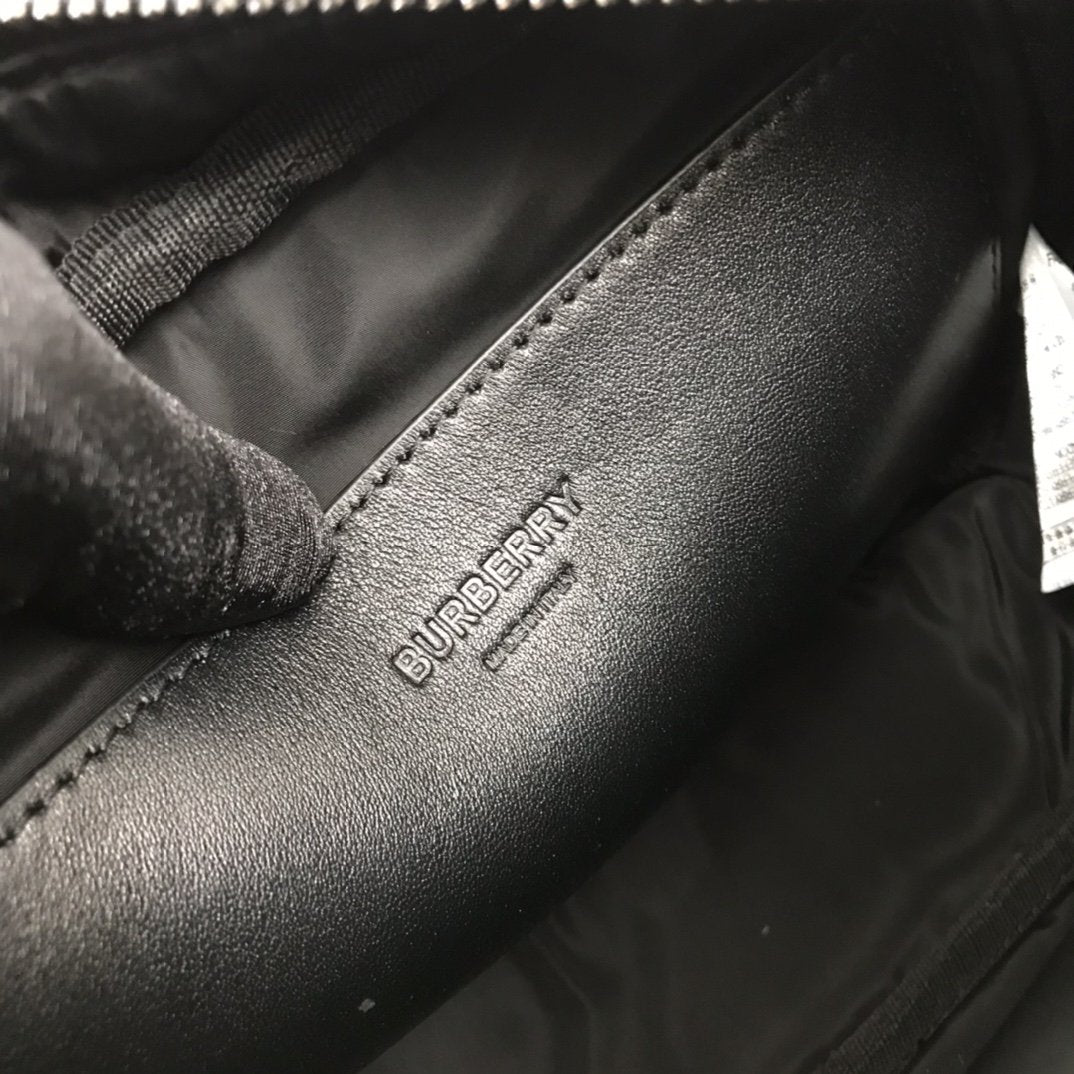 Burberry Check Crossbody Bag For Men, Bags 8.9in/22.5cm 80491451