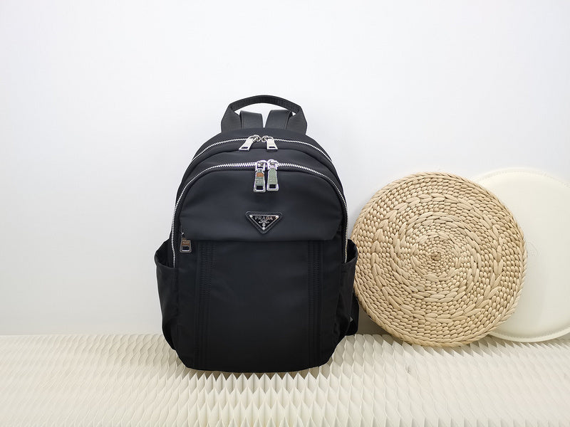 Barnes-Bags - Prada Bags - 831