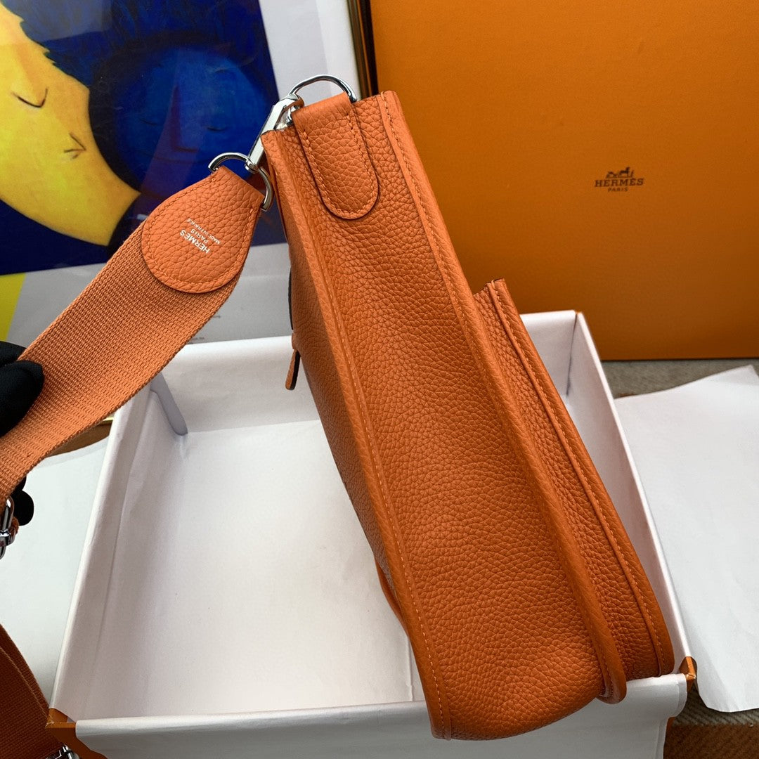 Evelyne III 29 Bag Orange With SiLouis Vuittoner-Toned Hardware For Women, Shoulder And Crossbody Bags 11.4in/29cm H056277CC9J